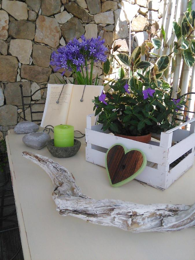 La Cicala Stonata Bed & Breakfast Dolceacqua Eksteriør bilde
